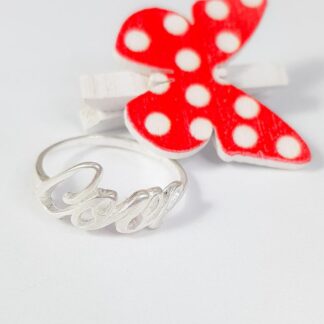 Anillo Love de plata lisa 925